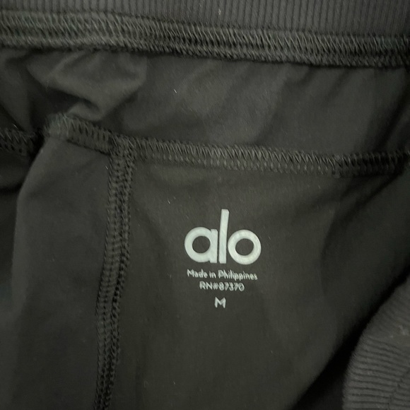 ALO Yoga Midnight Black Joggers - Picture 3 of 5